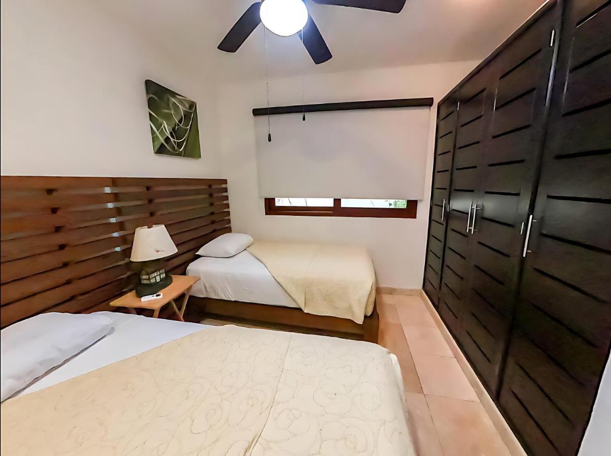 Faro 201 Beachfront Apartment With Ocean View, Close To 5Th Av Плая дел Кармен Екстериор снимка