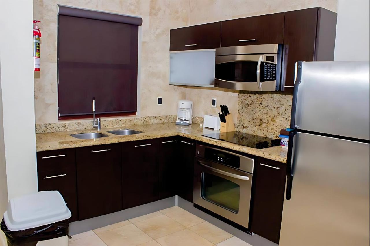 Faro 201 Beachfront Apartment With Ocean View, Close To 5Th Av Плая дел Кармен Екстериор снимка